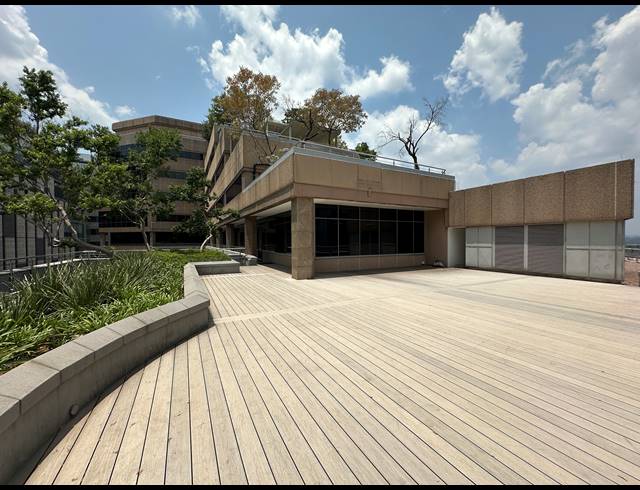 552M² OFFICE TO LET IN SANDTON CENTRAL